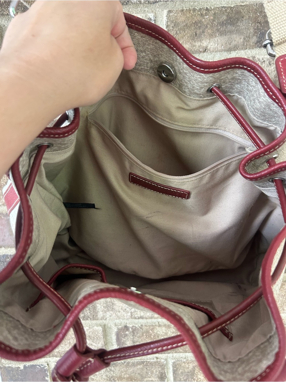 Wilsons Leather Canvas & Burgundy Leather Bucket Bag Convertible Crossbody - Picture 5 of 8